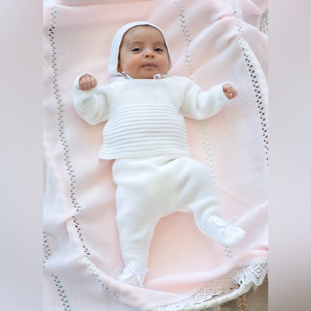 knitted newborn set